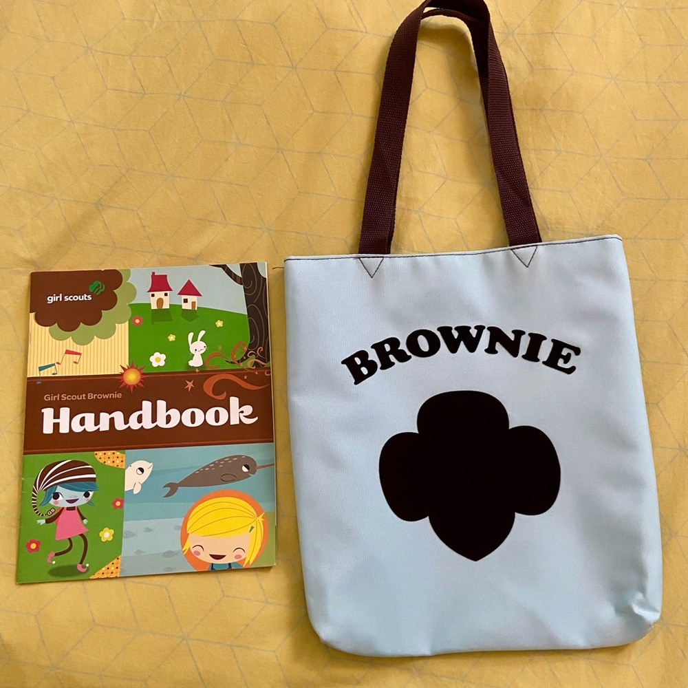 Girl Scout Brownie Tote and Handbook
